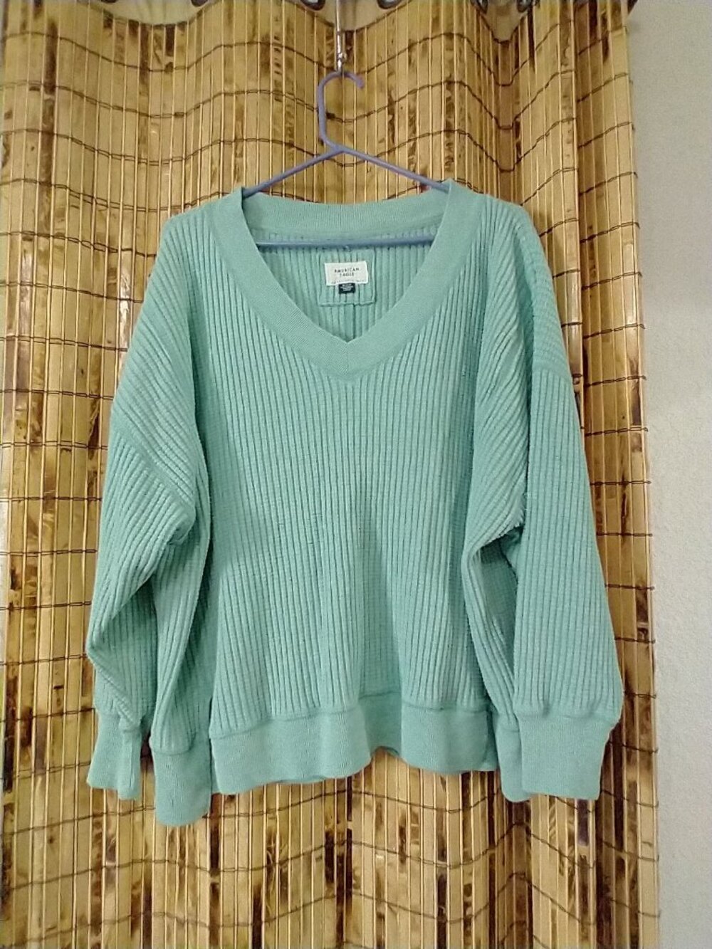 American Eagle Sage Green Ribbed V-Neck Slouchy Pullover Sweater Size M